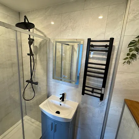 Luxurious, Private In The Heart Of Country house *